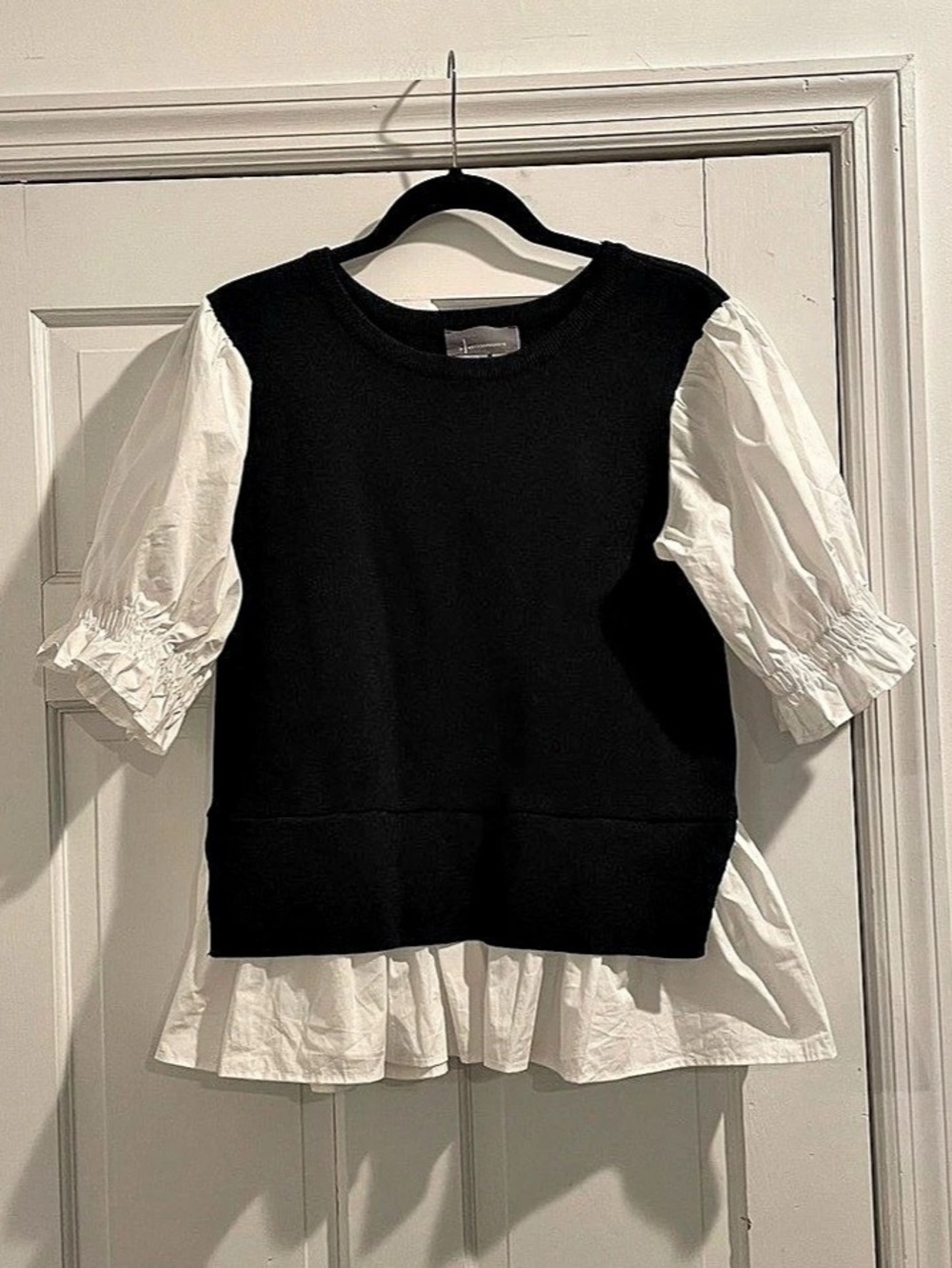 Anthropologie Poplin-Sleeve Sweater Black & White